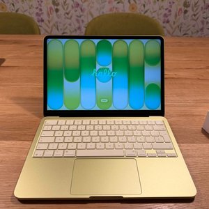 Estreno del MacBook Neo