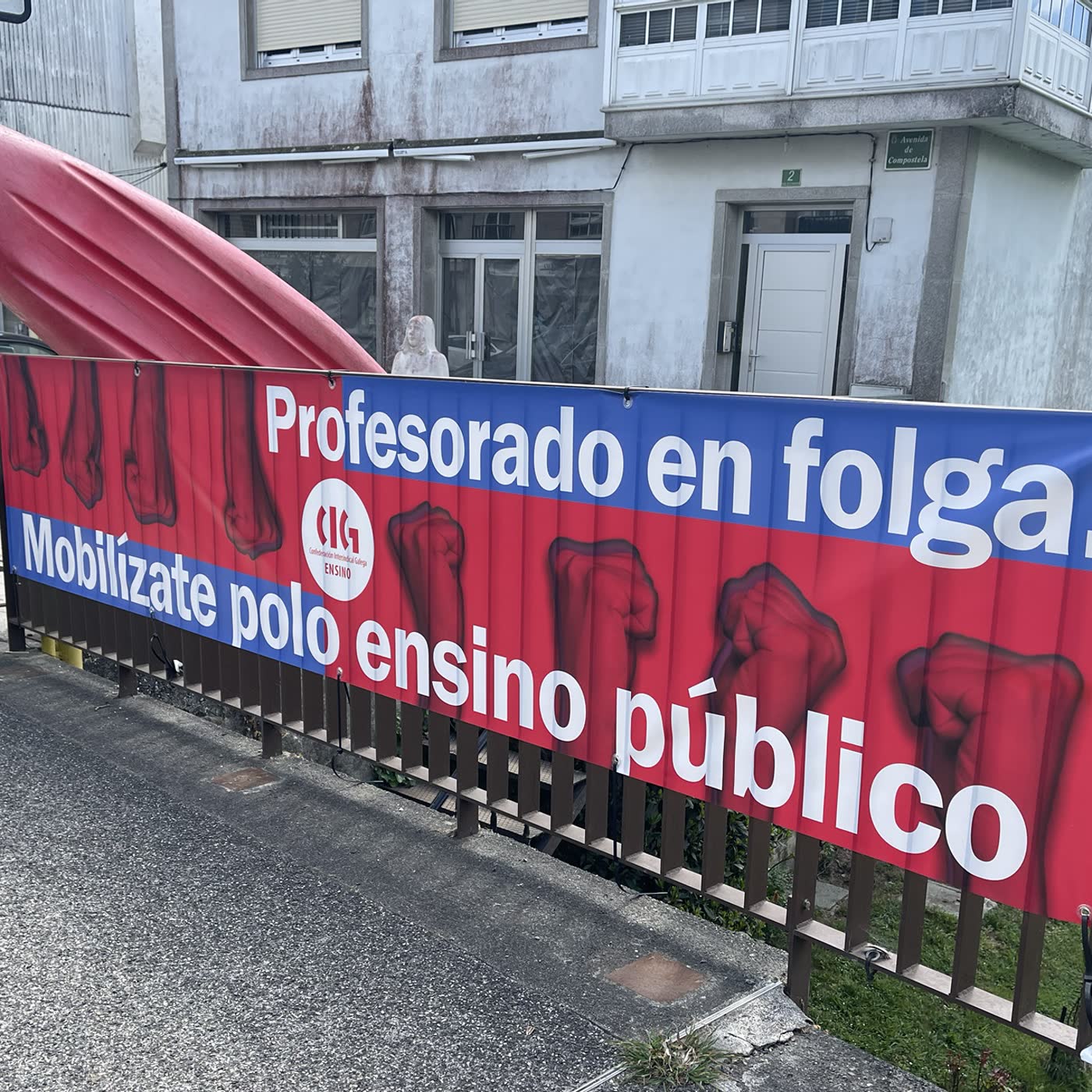 12. Conflito no ensino público galego