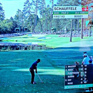 Viendo Golf. Cosas raras que uno hace.