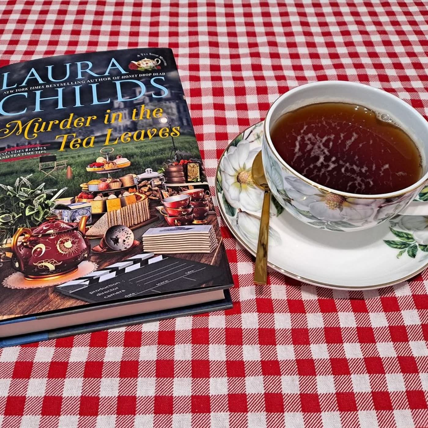35. Murder in the Tea Leaves