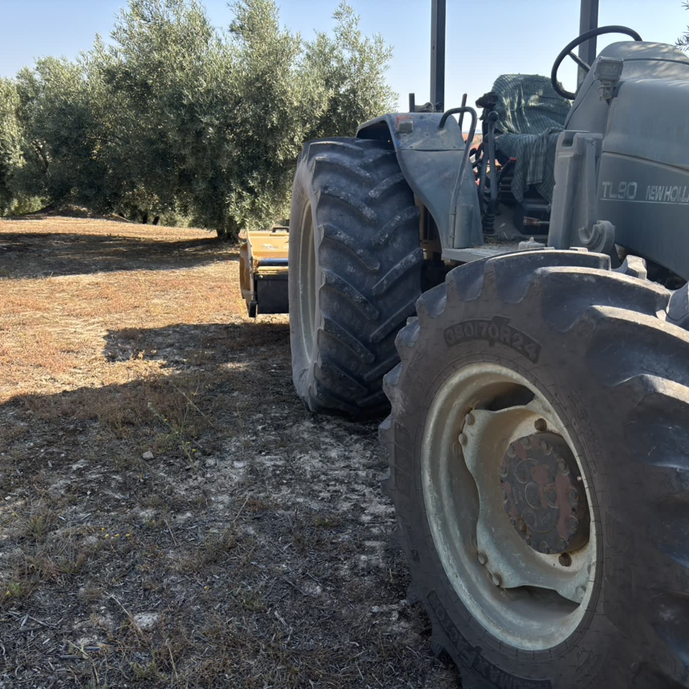 Tragando polvo en el tractor