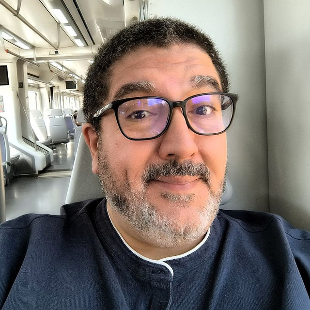 Julián @jeanbedel